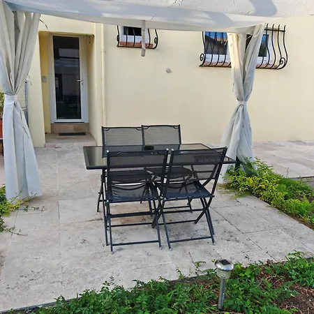 Climatise Golfe-juan דירה